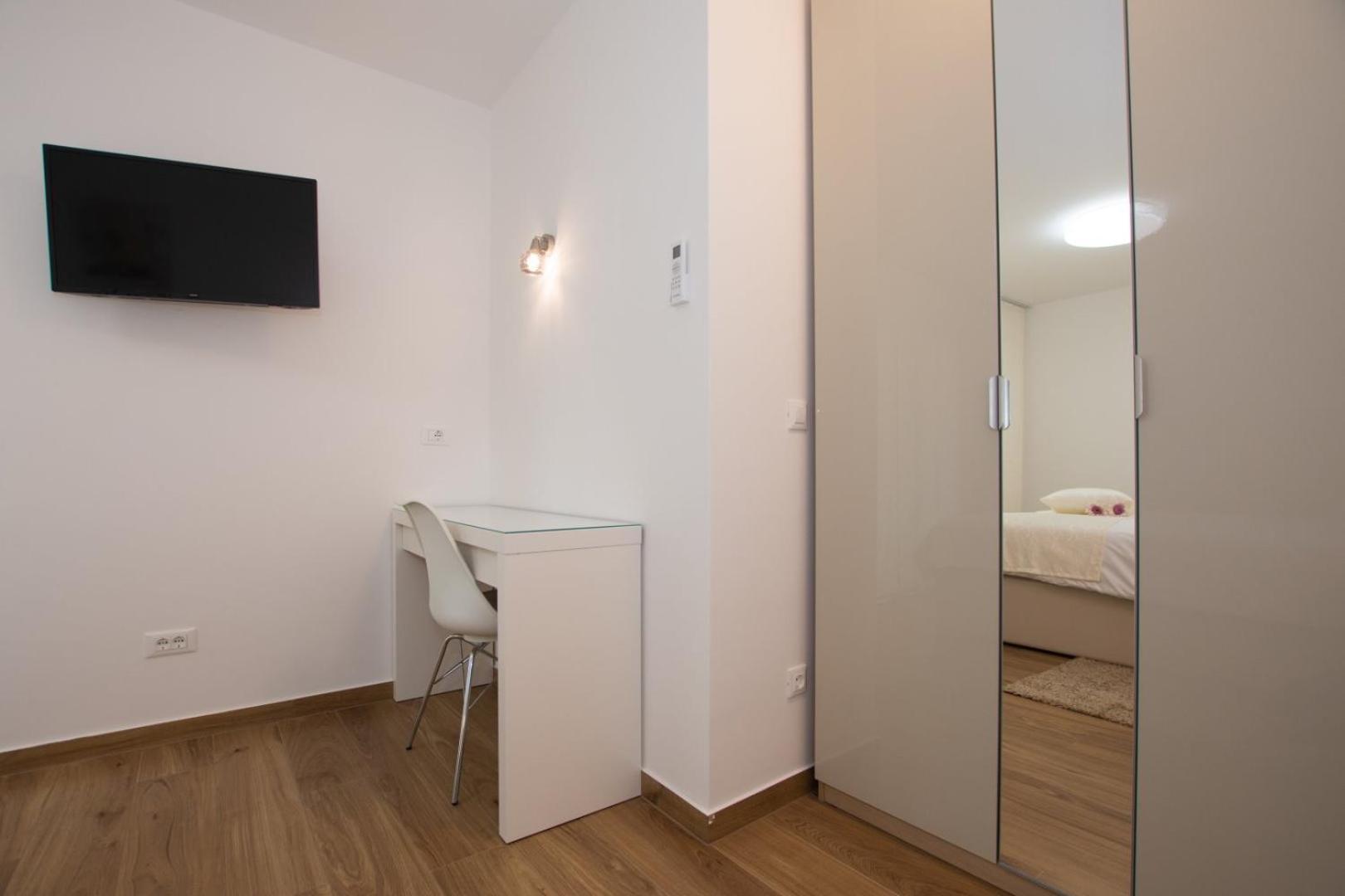 Villa Stella - Crowonder Luxury Rent Turanj Exterior photo
